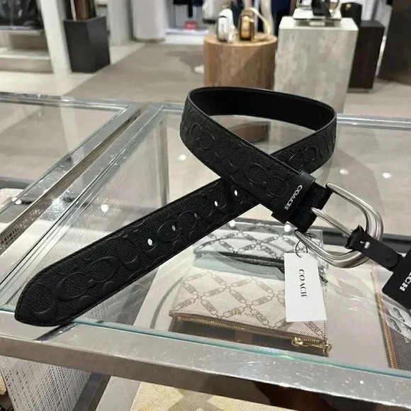 Coach Harness Buckle Belt, 38 Mm - Picture 1 of 7